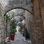 East Coast Ilios Rhodes Асгуру